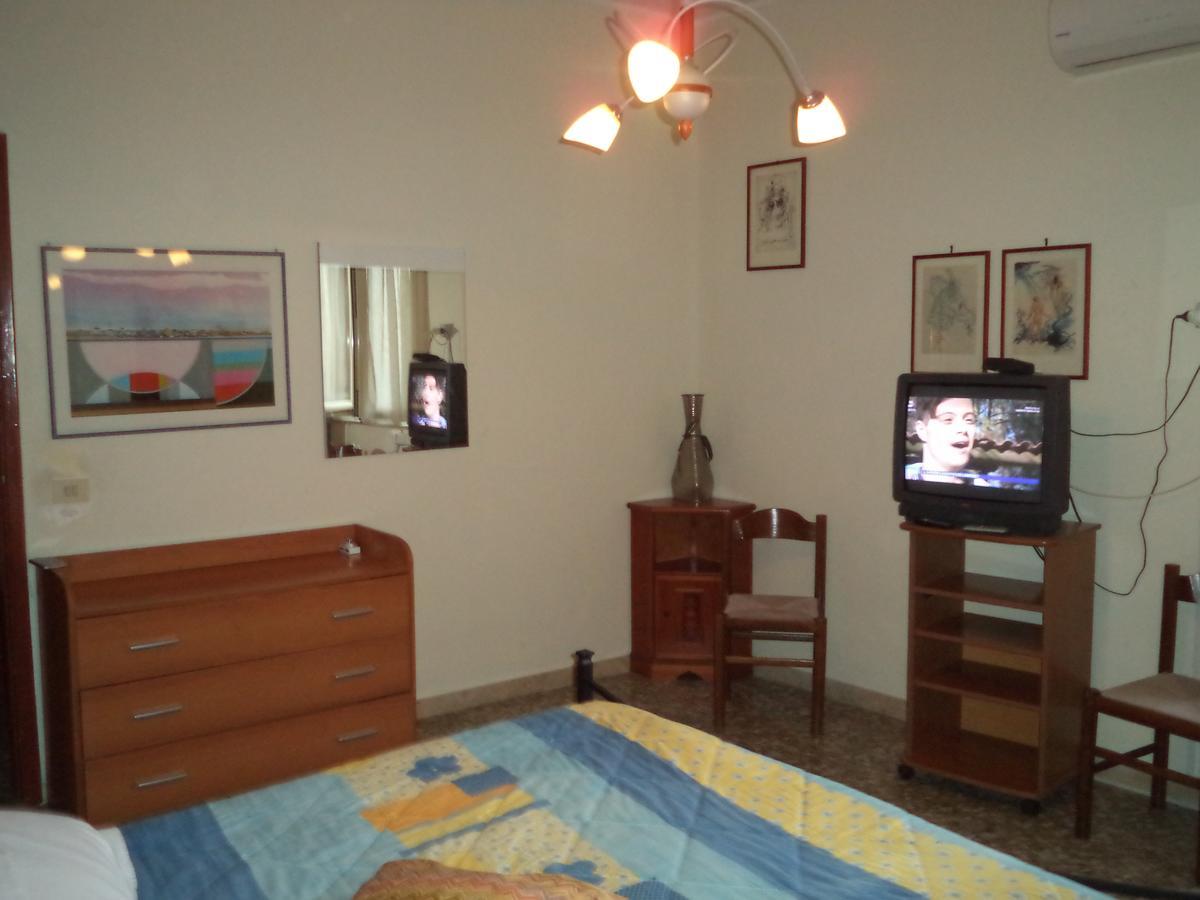 Amuni' Sicily Guest House Siraküza Dış mekan fotoğraf
