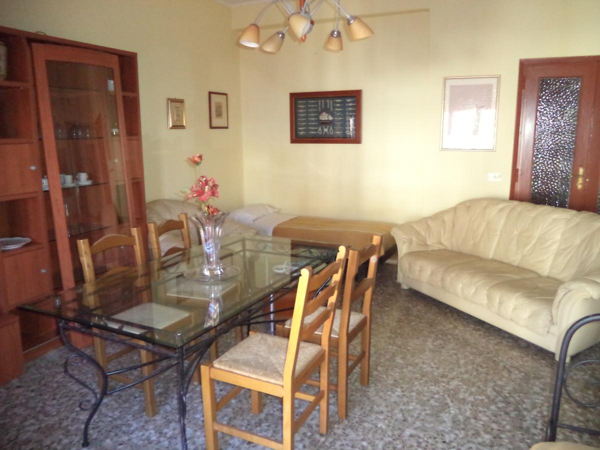 Amuni' Sicily Guest House Siraküza Dış mekan fotoğraf